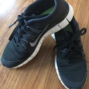 Nike freeruns